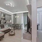 Kloi's House アパート ラッパロ